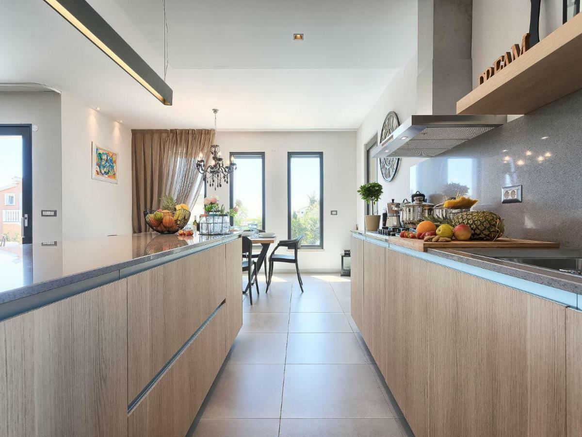 Tar-Vabriga Villa Grande By Interhome מראה חיצוני תמונה